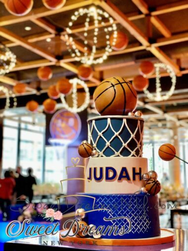 Basketball themed Bar Mitzvah Cake design ideas NYC Long Island specialty cakes by Lori Baker Long Island cake artist and designer of Sweet Dreams NY
