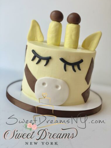 Giraffe Cake Giraffe Birthday Cake 1st Birthday Cake NYC Long Island Custom Cakes and specialty Cakes