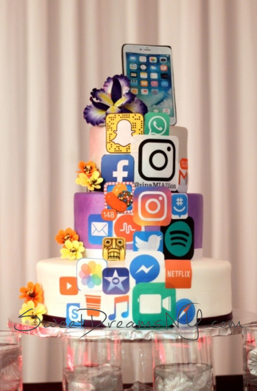 Social Media Bat Mitzvah Cake Instagram Birthday Cake Iphone Apps Cake Snapchat Cake Ideas NYC Speciaty Cakes Custom Made Cakes Long Island NYC Best Birthday Cake NYC Bar Mitzvah