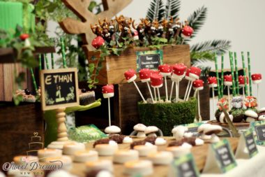 Woodland Animal Dessert Table NYC First Birtday Rustic Cake Ideas Forest Animal Themed Party 1st Woodland forest Baby shower